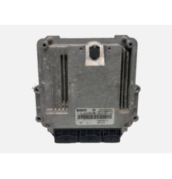Calculateur moteur RENAULT TRAFIC 2 Photo n°1