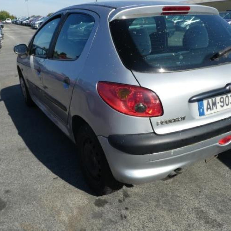Bloc ABS (freins anti-blocage) PEUGEOT 206 Photo n°8