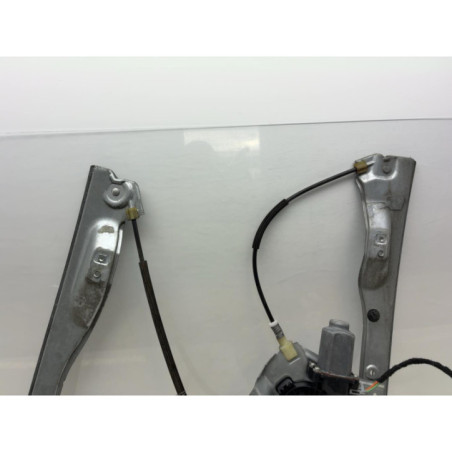 Leve vitre electrique avant droit RENAULT CLIO 3