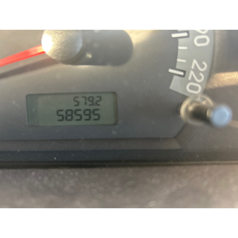 HYUNDAI ELANTRA 1 2.0 CRDI - 16V TURBO Photo n°8