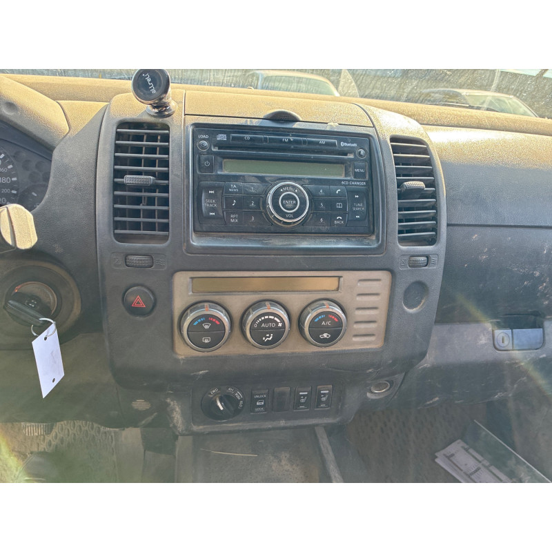 NISSAN NAVARA 1 PHASE 1 2.5 DCI - 16V TURBO 4X4 Photo n°10