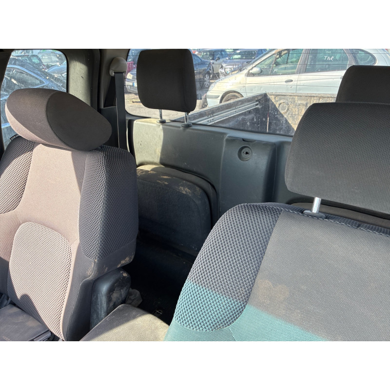 NISSAN NAVARA 1 PHASE 1 2.5 DCI - 16V TURBO 4X4 Photo n°12
