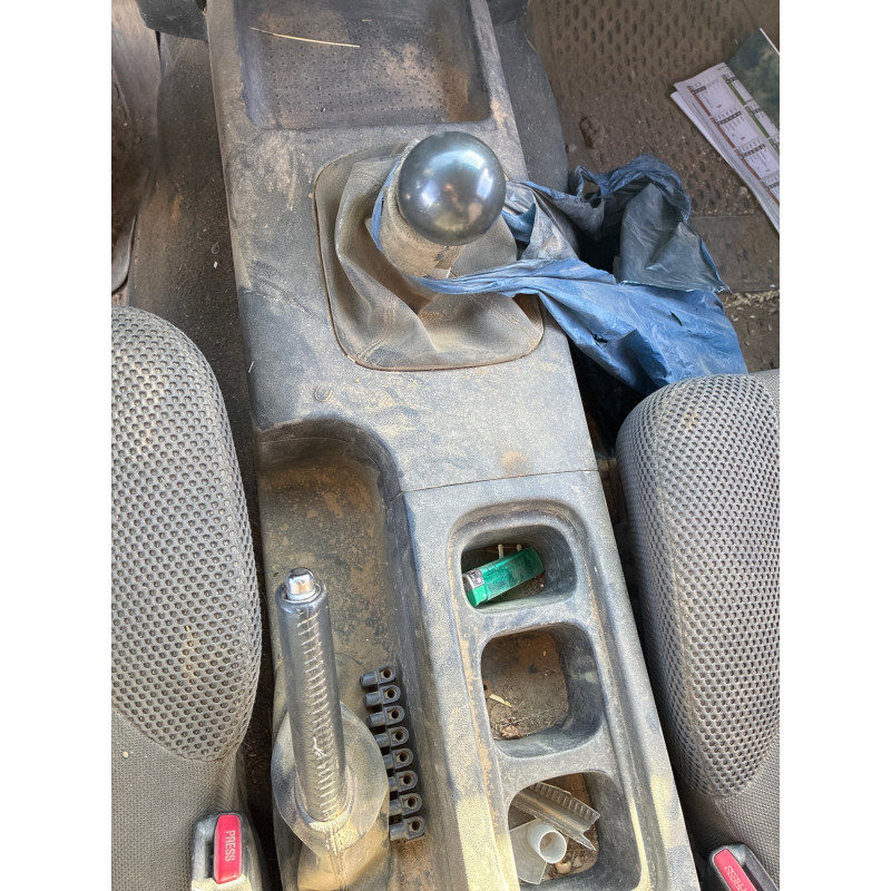 NISSAN NAVARA 1 PHASE 1 2.5 DCI - 16V TURBO 4X4 Photo n°13
