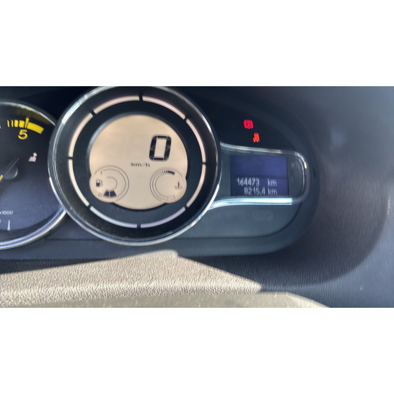 RENAULT MEGANE 3 PHASE 1 CABRIOLET 1.5 DCI - 8V TURBO Photo n°32