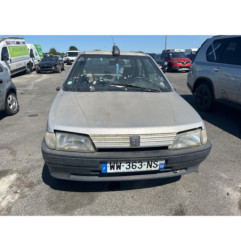 Leve vitre mecanique avant gauche PEUGEOT 106