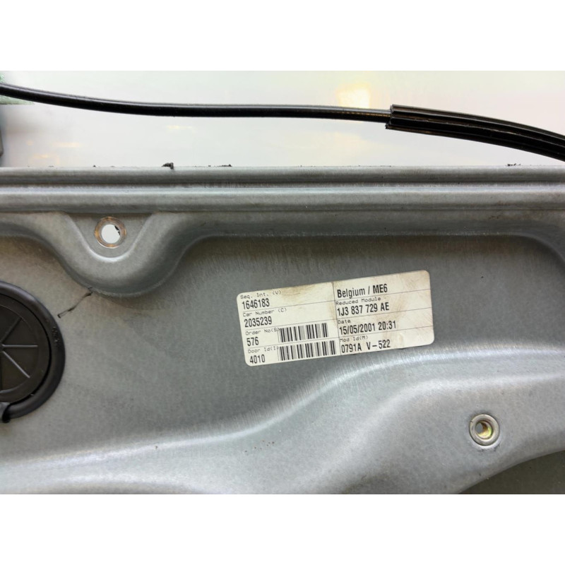 Leve vitre electrique avant gauche VOLKSWAGEN GOLF 4 Photo n°2