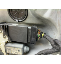 Leve vitre electrique avant gauche VOLKSWAGEN GOLF 4
