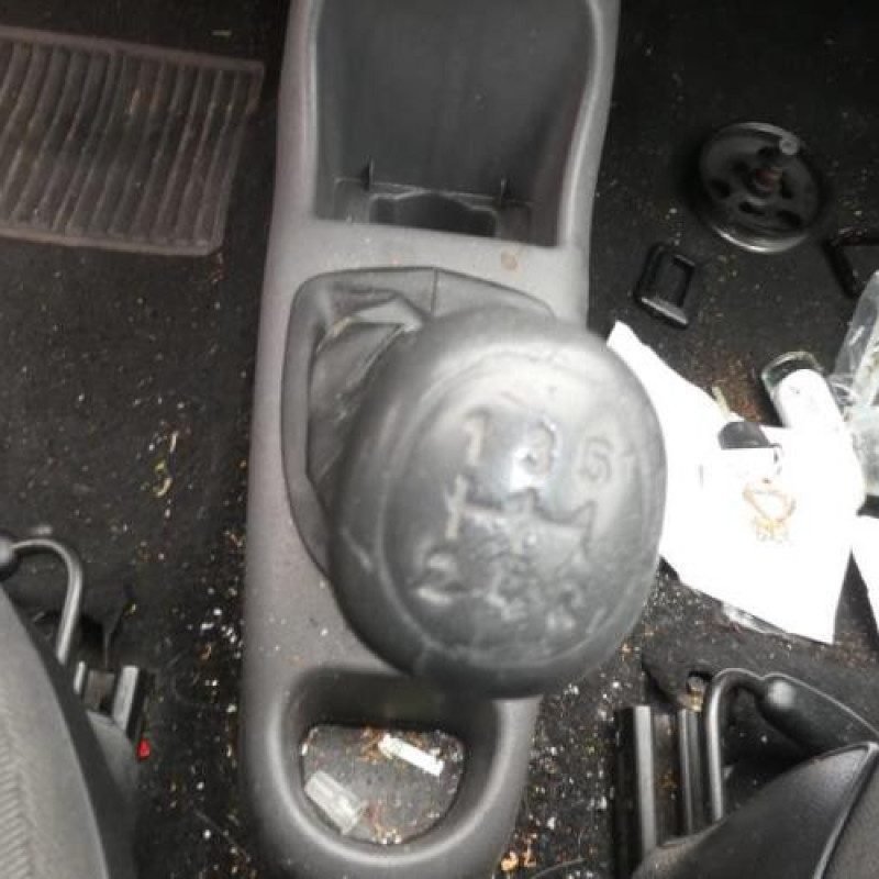 Moteur essuie glace avant MAZDA 121 3 Photo n°8