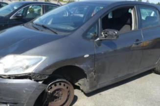 Malle/Hayon arriere TOYOTA AURIS 1
