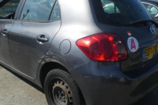 Malle/Hayon arriere TOYOTA AURIS 1