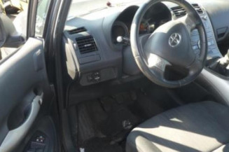 Malle/Hayon arriere TOYOTA AURIS 1