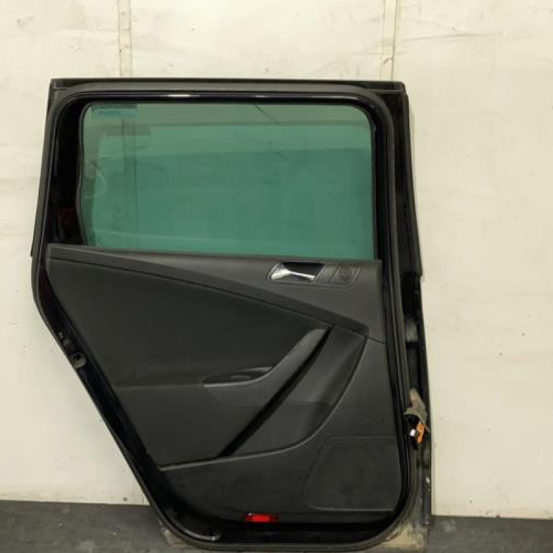 Porte arriere gauche VOLKSWAGEN PASSAT 5 Photo n°3