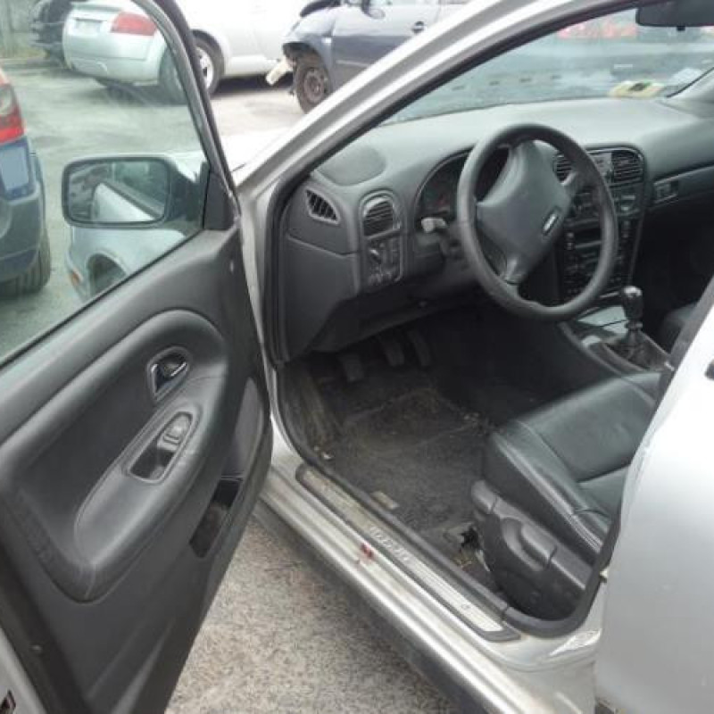 Leve vitre electrique avant droit VOLVO V 40 1 Photo n°7