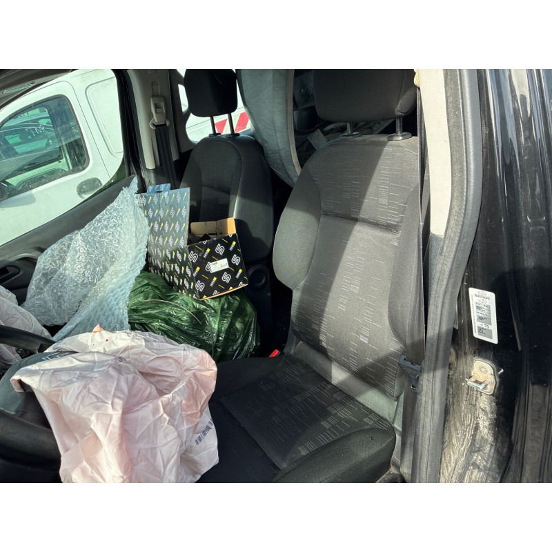 Custode arriere droit CITROEN BERLINGO 2 Photo n°14