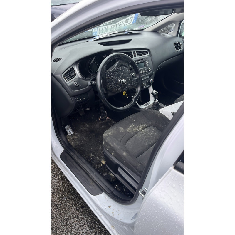 Leve vitre electrique arriere droit KIA CEE-D 2 Photo n°11