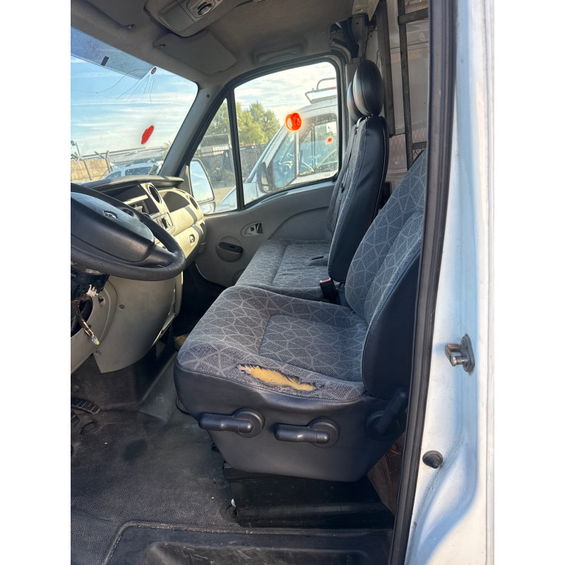 Leve vitre electrique avant gauche RENAULT MASTER 2 Photo n°18