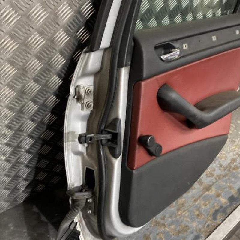 Porte arriere droit BMW SERIE 3 E46 Photo n°4