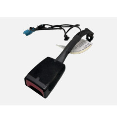 Attache ceinture avant droit VOLKSWAGEN SCIROCCO 3 Photo n°1