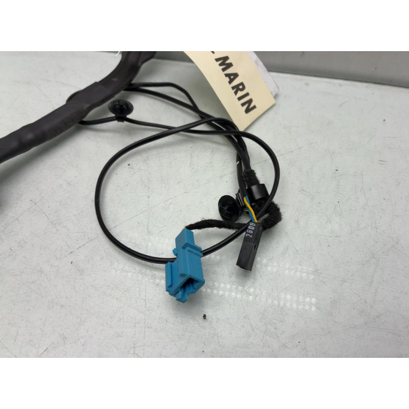 Attache ceinture avant droit VOLKSWAGEN SCIROCCO 3 Photo n°3