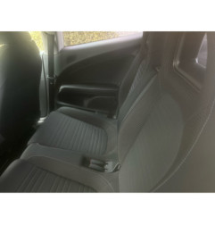 Attache ceinture avant droit VOLKSWAGEN SCIROCCO 3