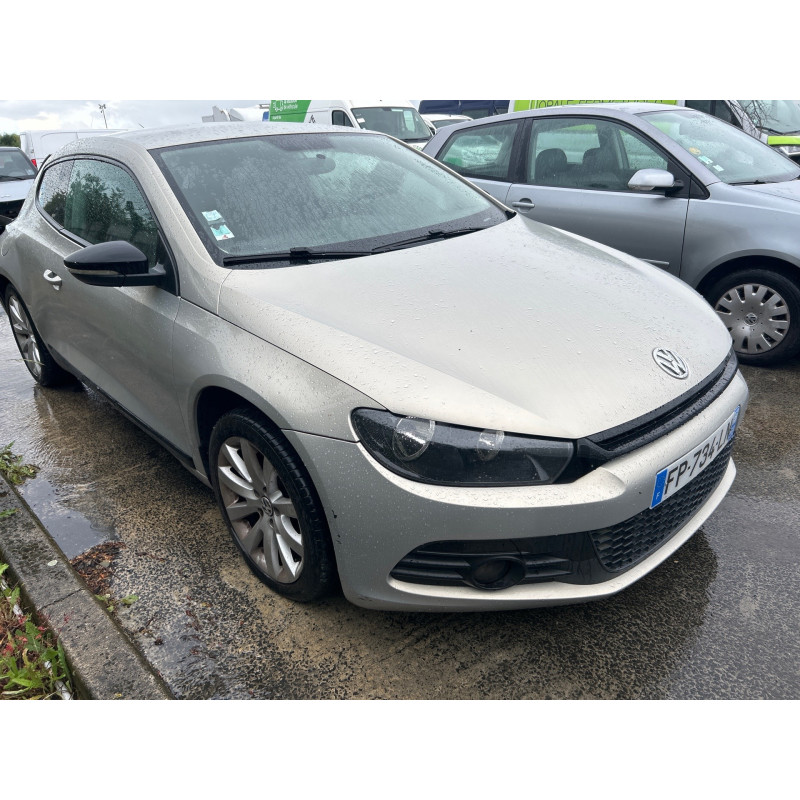 Attache ceinture avant droit VOLKSWAGEN SCIROCCO 3 Photo n°19