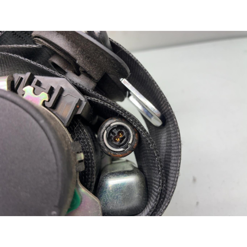 Ceinture avant gauche VOLKSWAGEN SCIROCCO 3 Photo n°2