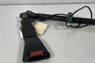 Pretensionneur de ceinture avant droit OPEL CORSA C