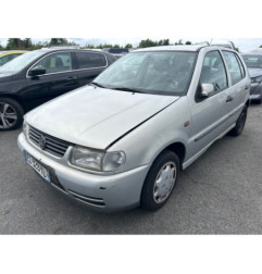 Vitre avant gauche VOLKSWAGEN POLO 3