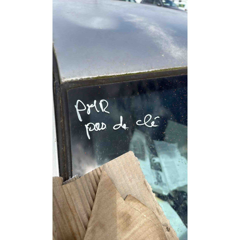Vitre avant droit FIAT PUNTO 1 Photo n°9