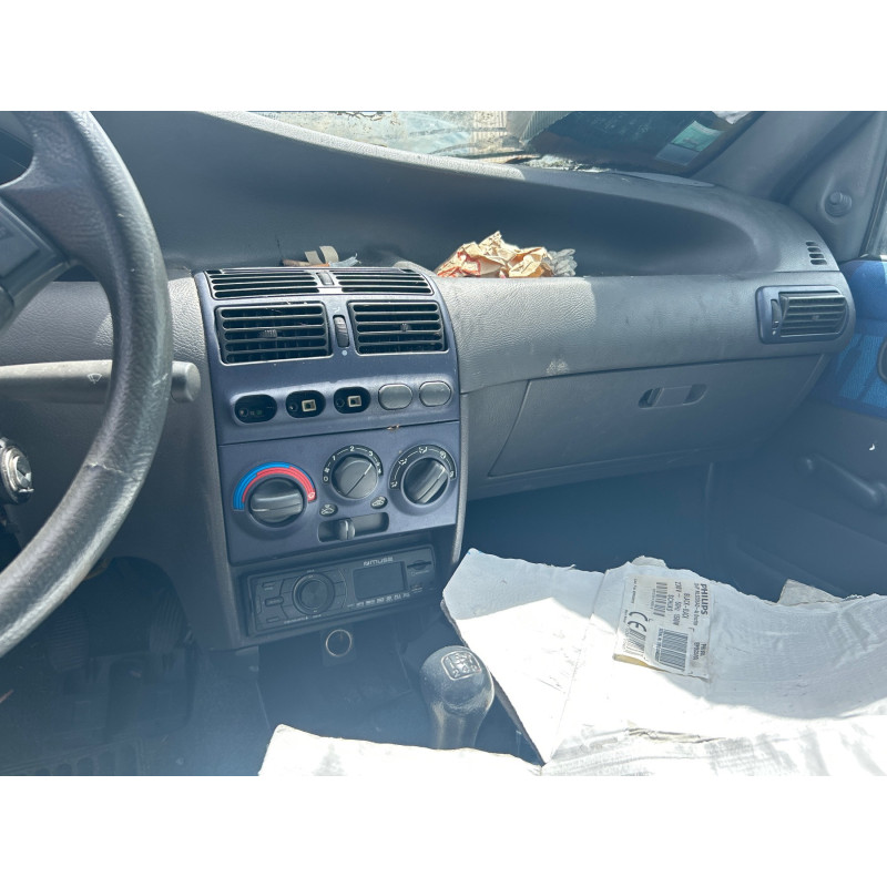Vitre avant droit FIAT PUNTO 1 Photo n°17