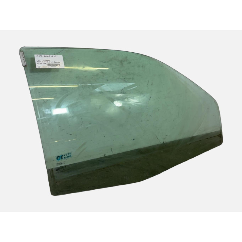 Vitre avant droit FIAT PUNTO 1 Photo n°3
