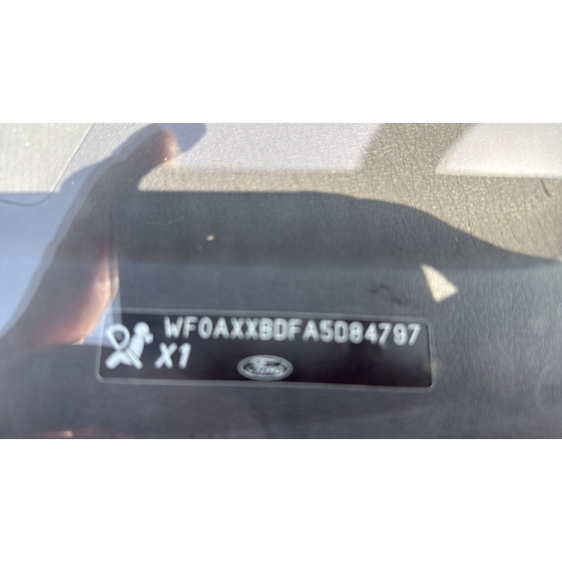 Vitre avant gauche FORD TRANSIT 3 Photo n°14