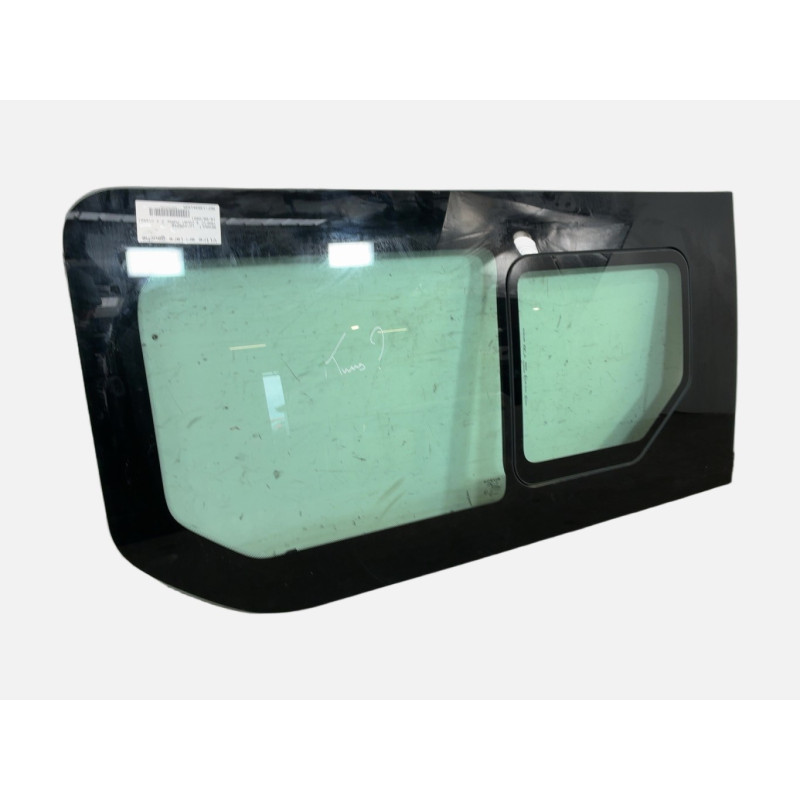 Vitre arriere gauche RENAULT TRAFIC 3 COURT Photo n°2