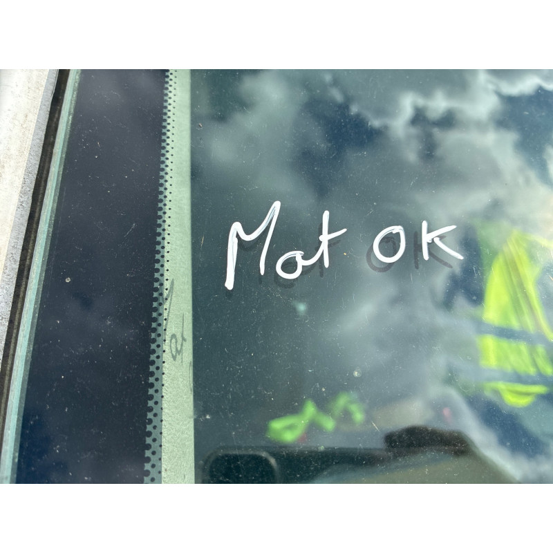 Vitre avant droit RENAULT MASTER 2 Photo n°9