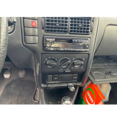 Vitre avant droit VOLKSWAGEN POLO 3