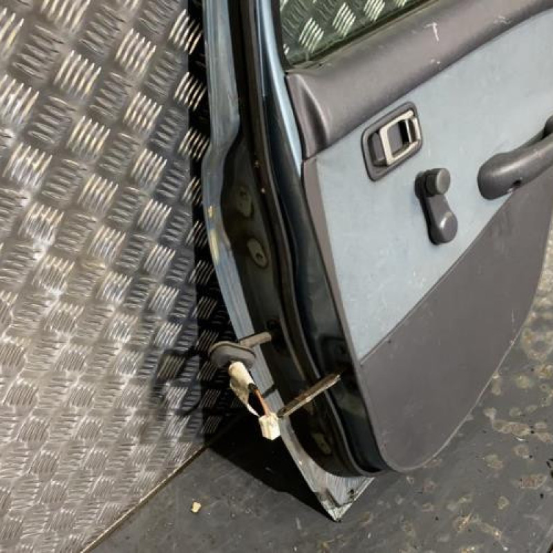 Porte arriere droit NISSAN MICRA 2 Photo n°5