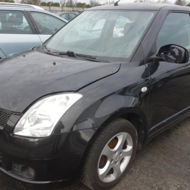 Charniere de capot SUZUKI SWIFT 3 Photo n°2