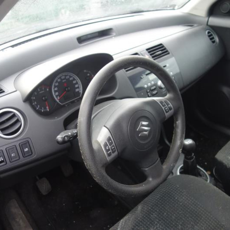 Charniere de capot SUZUKI SWIFT 3 Photo n°6