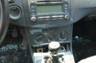 Cardan gauche (transmission) VOLKSWAGEN PASSAT 5