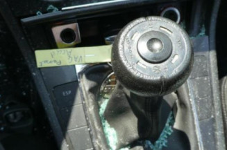 Cardan gauche (transmission) VOLKSWAGEN PASSAT 5