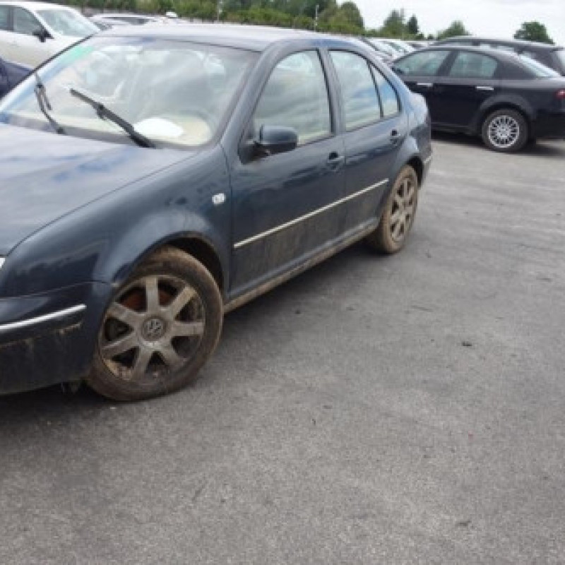 Capot VOLKSWAGEN BORA Photo n°6