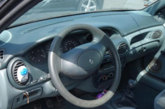 Malle/Hayon arriere RENAULT MEGANE 1