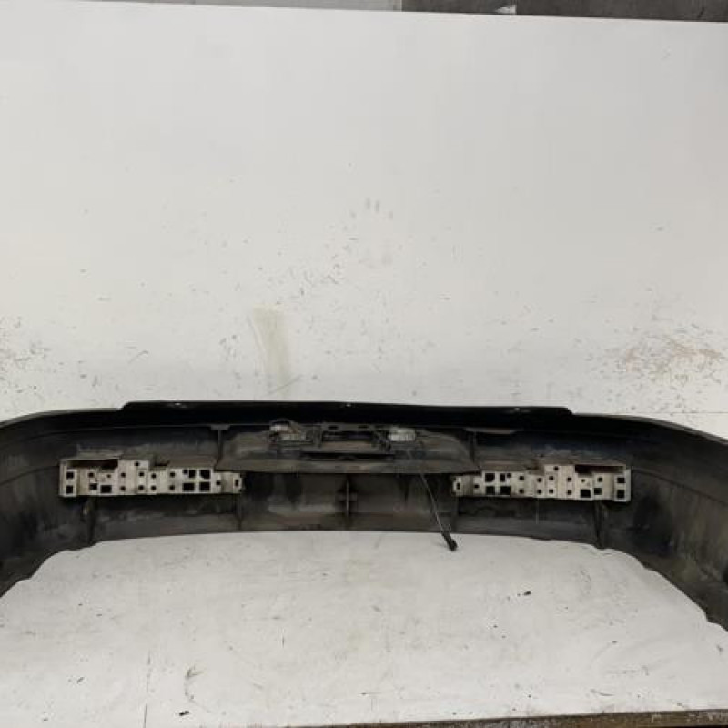Pare choc arriere RENAULT MEGANE 1 Photo n°4