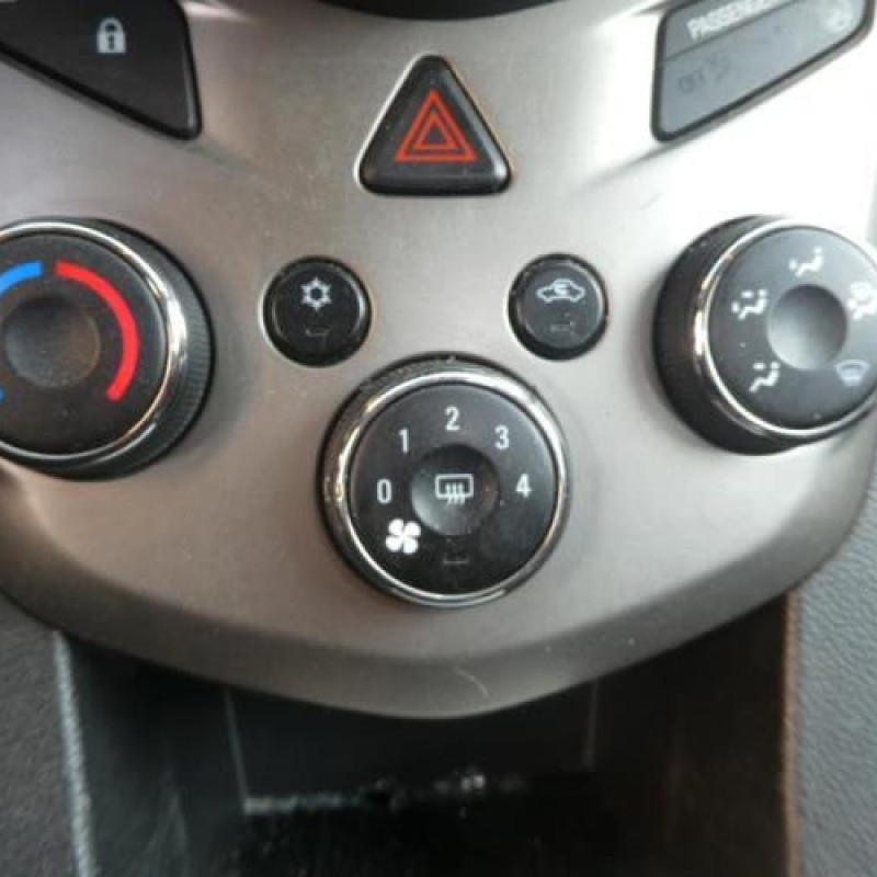 Pretensionneur de ceinture avant gauche CHEVROLET AVEO 2 Photo n°10