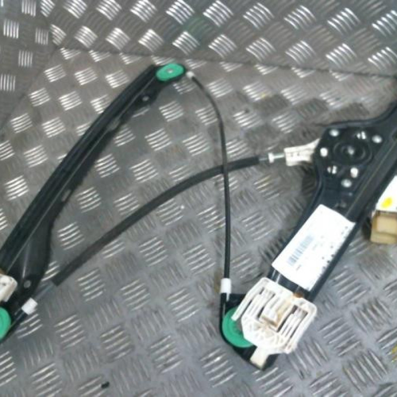 Leve vitre electrique avant gauche BMW SERIE 3 E90 Photo n°1