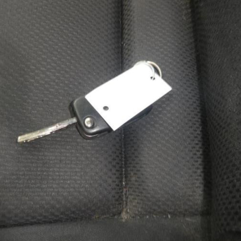 Pretensionneur de ceinture avant droit AUDI A4 2 Photo n°12