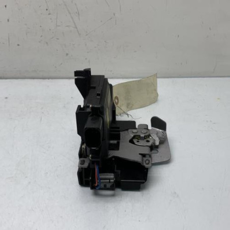 Serrure arriere gauche AUDI A4 2