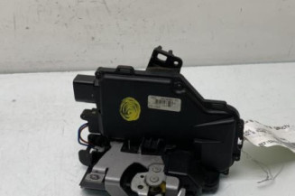Serrure arriere gauche AUDI A4 2