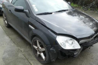 Malle/Hayon arriere OPEL TIGRA 2