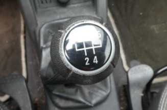 Malle/Hayon arriere OPEL TIGRA 2